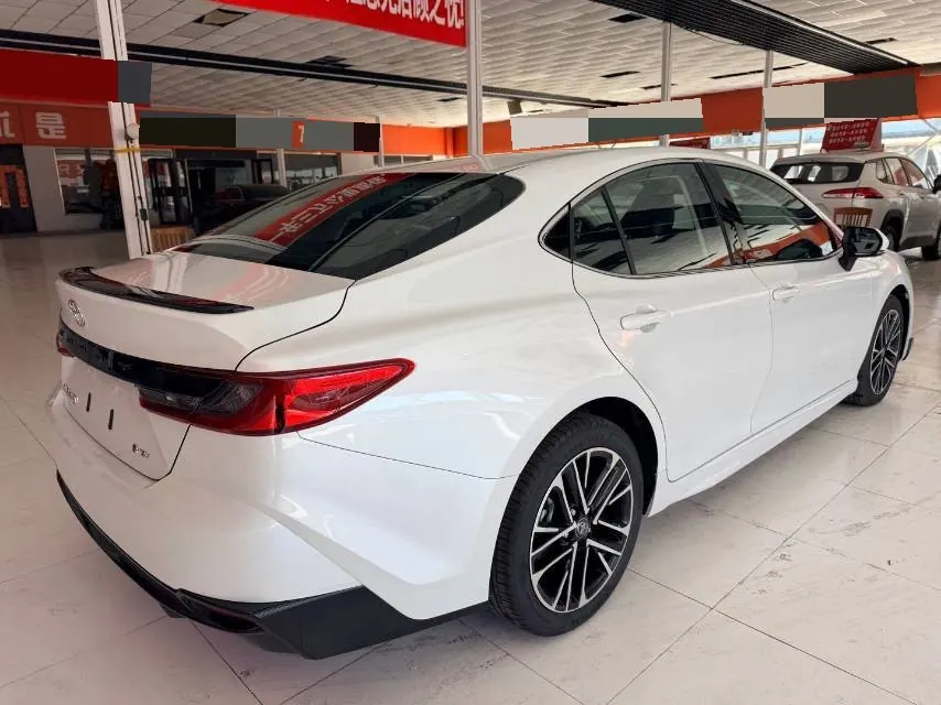 Toyota 2026 Camry Double Engine 2.0HSE Stepless Sports Lite Edition Automatic Gear 4