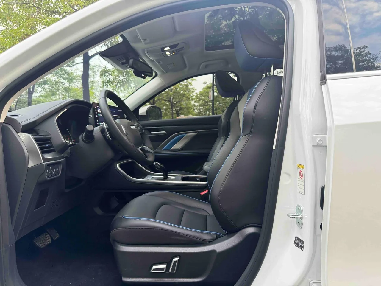 Haval 2021 H6 1.5T National Tide Champion Edition Automatic Gear 12