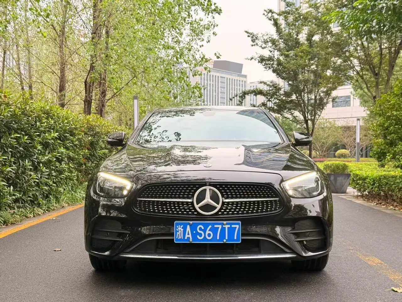 Mercedes Benz E-Class 2022 E 300 L 2.0T Sports Luxury (Change 2) Automatic Gear 2