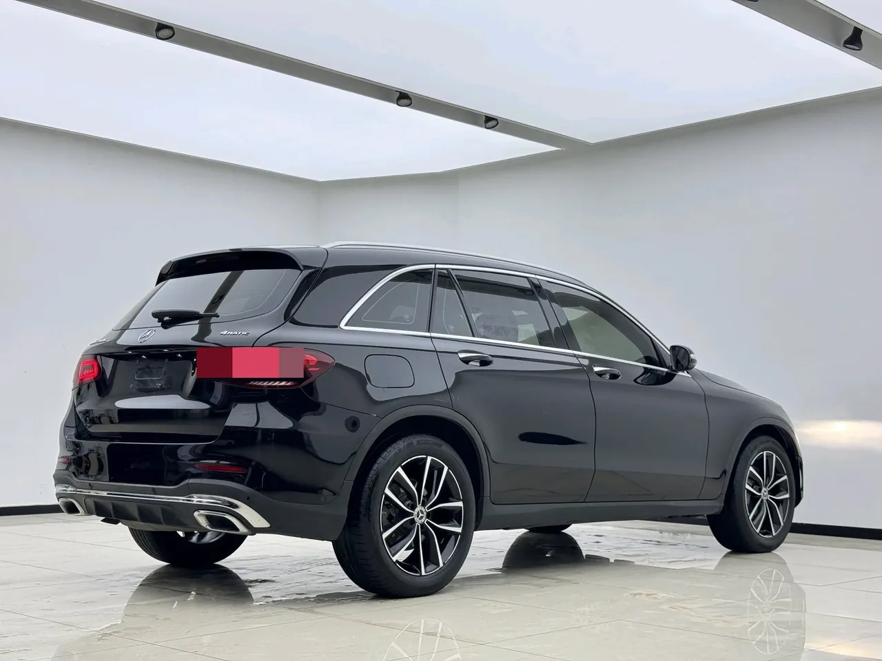 Mercedes Benz 2020 GLC 260 L 4MATIC 2.0T Luxury Automatic 3