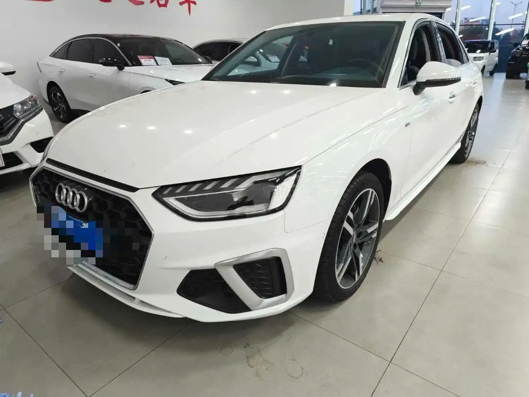 Open image lightbox: Audi 2020 A4L 2.0TFSI 40TFSI Deluxe Dynamic Automatic