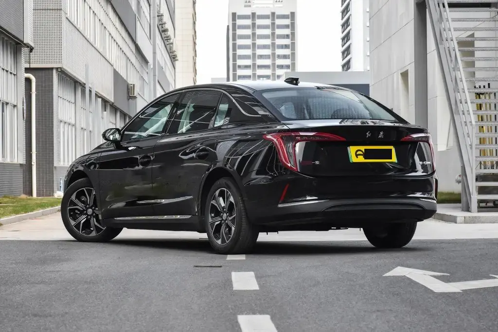 HongQi 2021 E-QM5 Charging Flag Edition Automatic Transmission 4