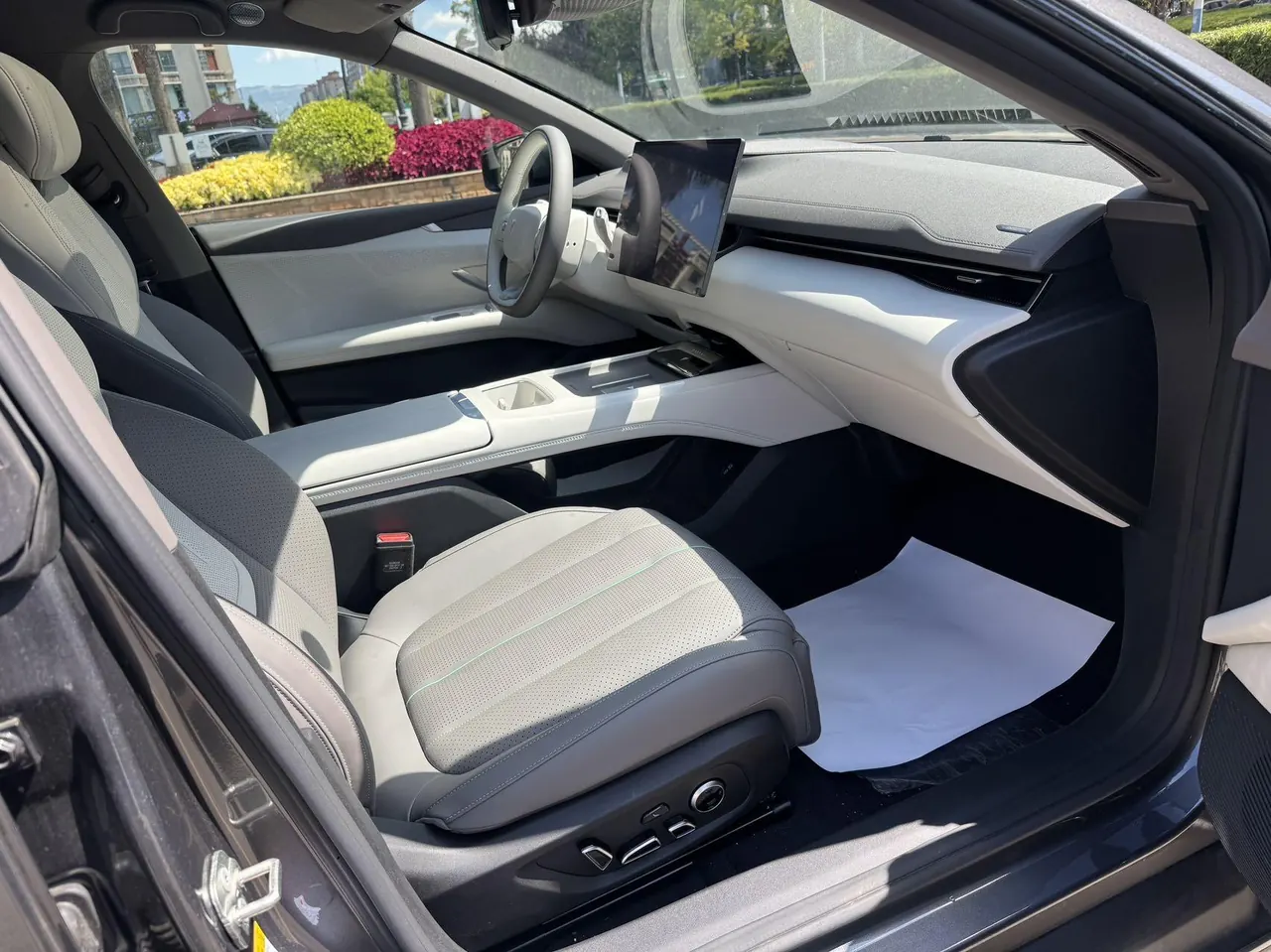 ChangAn Deepal 2026 L 07 240Ultra Huawei Gankun Zhijia ADS SE Edition Automatic Gear 6
