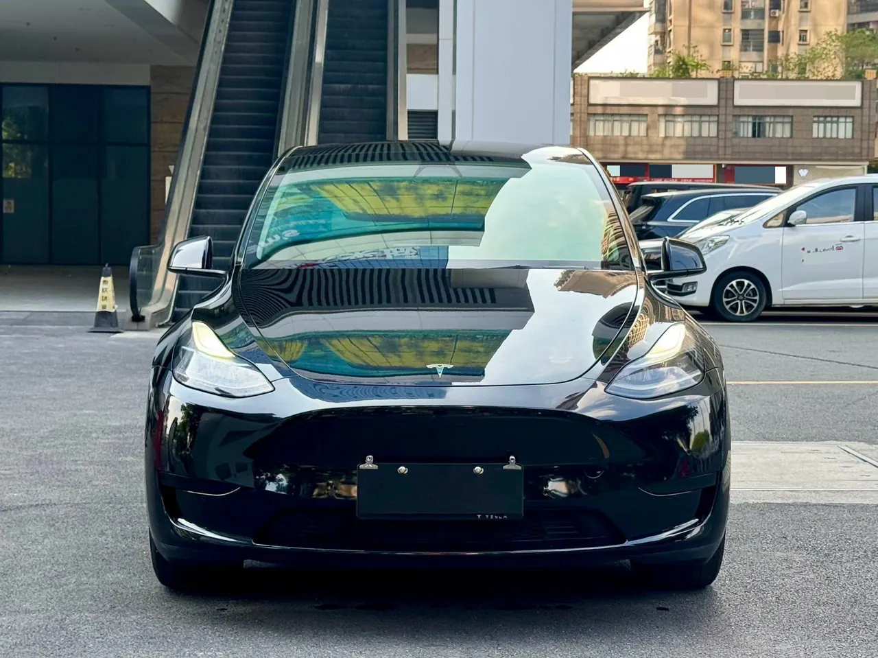 Tesla 2022 Model Y rear-wheel drive version automatic transmission 2