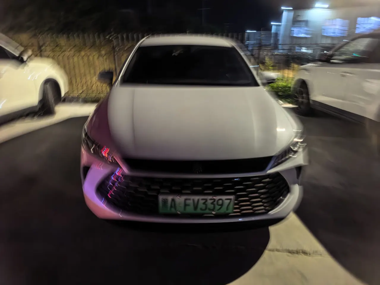 BYD 2024 Qin PLUS DM-i 1.5 stepless glory version 120KM leading automatic gear 2