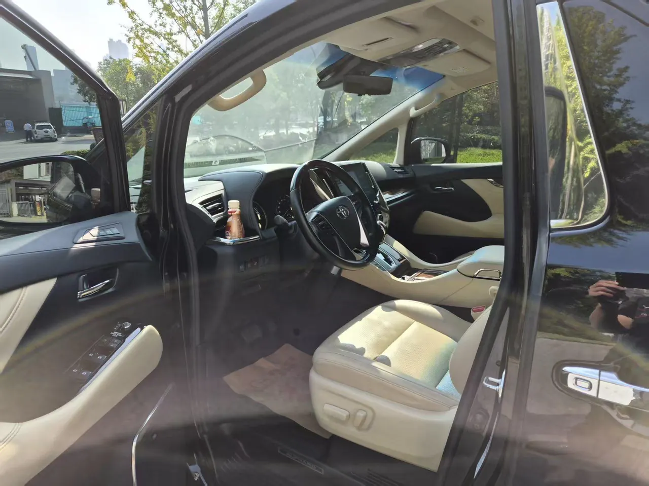 Toyota Erffa (Imported) 2021 Erffa 2.5 Stepless Deluxe Edition Automatic Gear 2