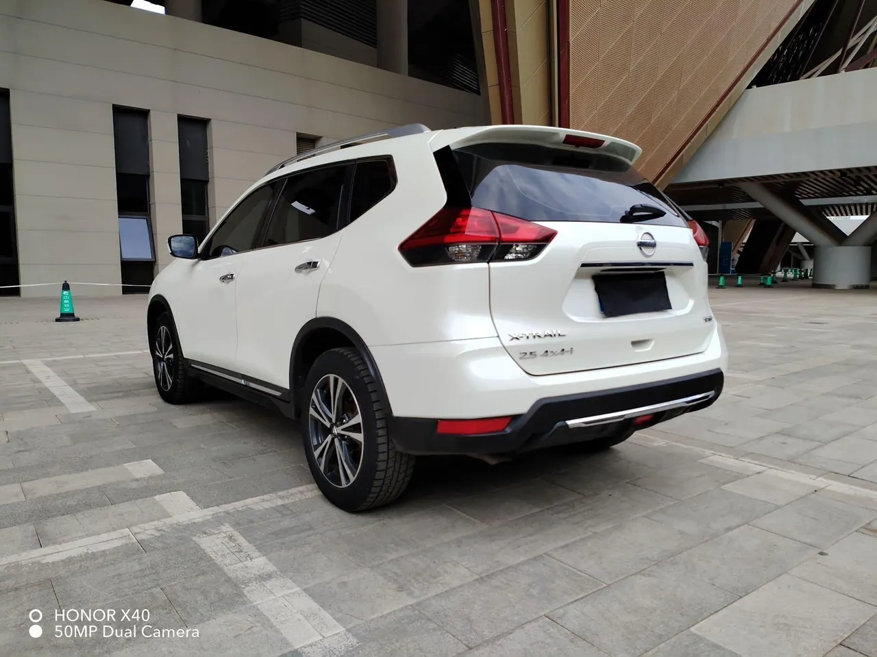 Nissan 2021 Qijun 2.5 Stepless XL ITS Four-wheel Drive Luxury Commemorative Edition Automatic Gear 7