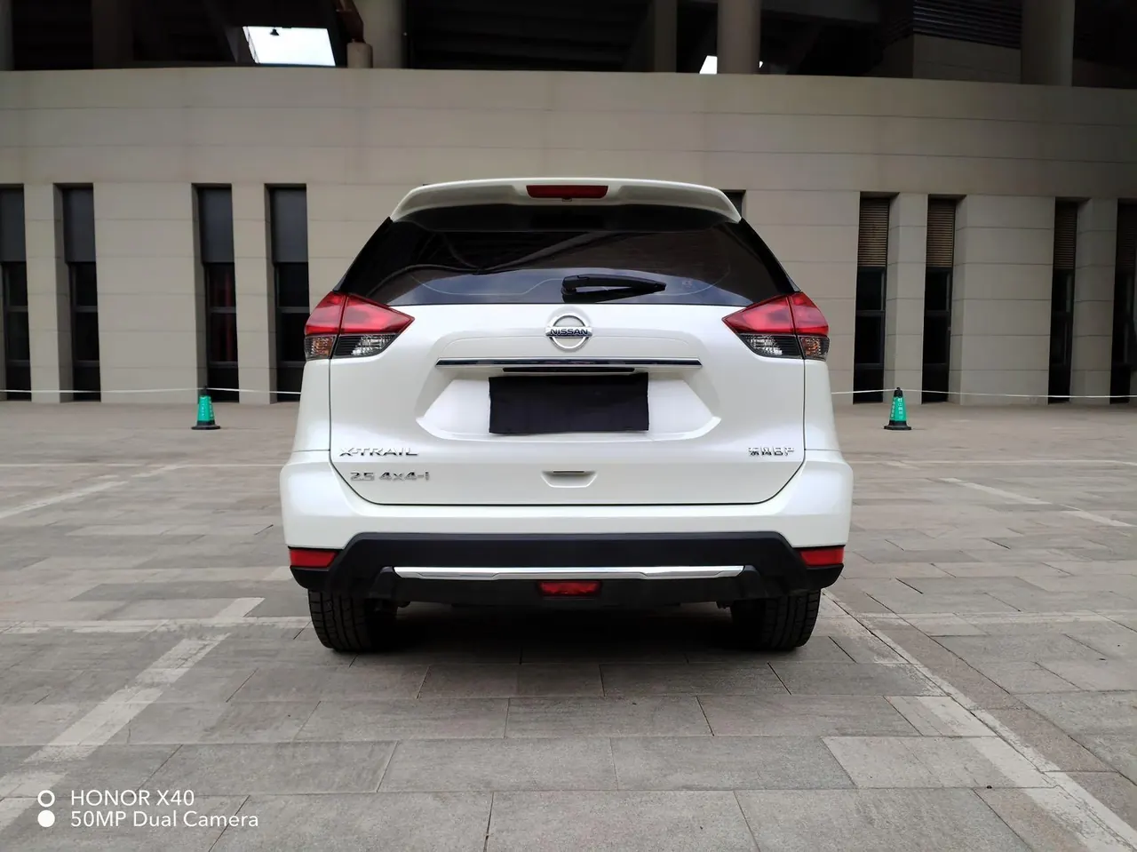 Nissan 2021 Qijun 2.5 Stepless XL ITS Four-wheel Drive Luxury Commemorative Edition Automatic Gear 8