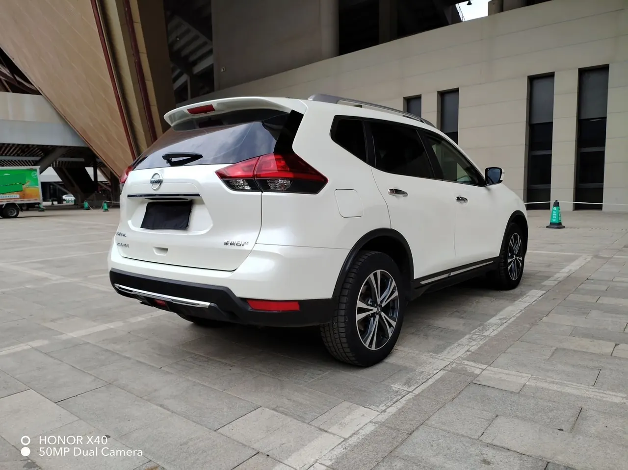 Nissan 2021 Qijun 2.5 Stepless XL ITS Four-wheel Drive Luxury Commemorative Edition Automatic Gear 9