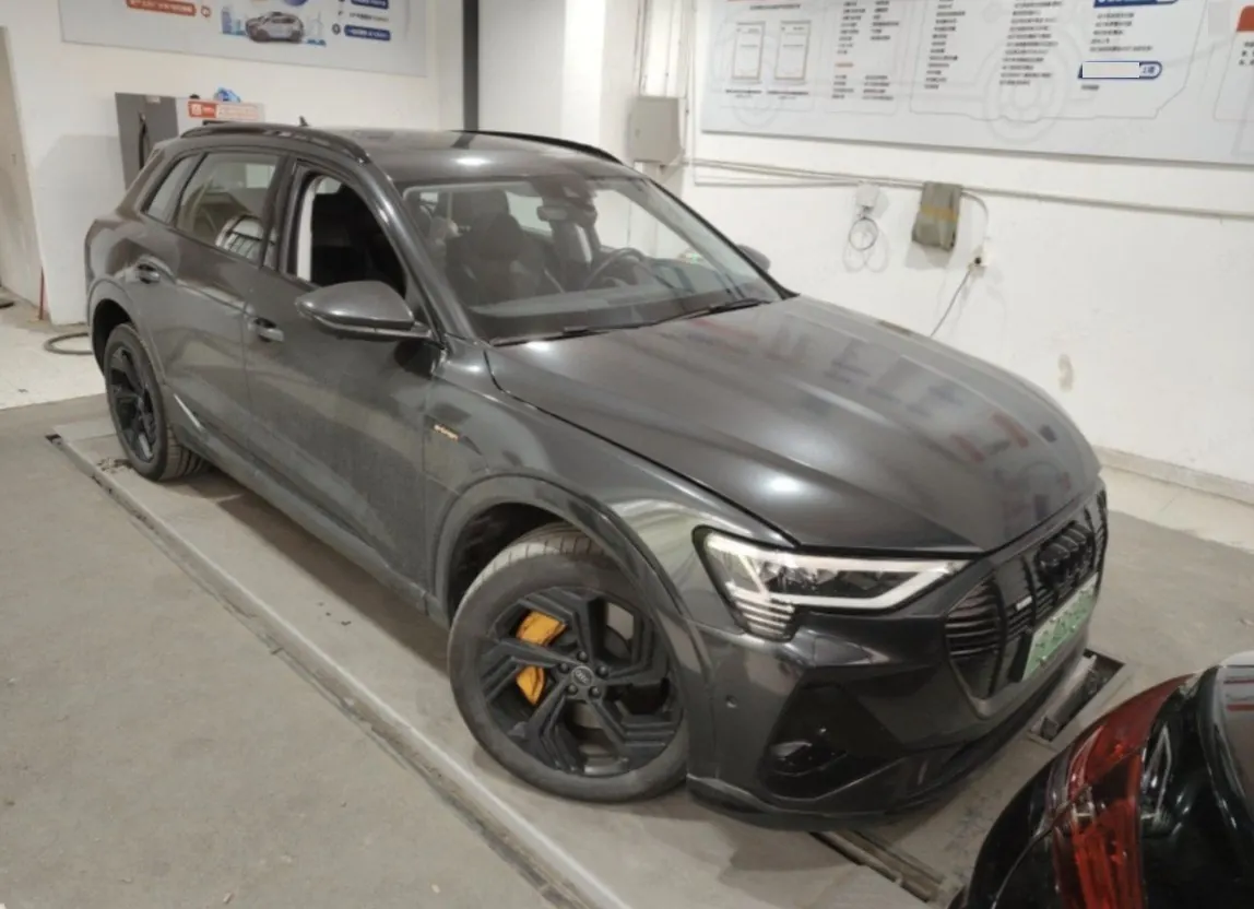 Audi 2021 e-tron 50 Quattro Complete Selection of Automatic Transmission 7
