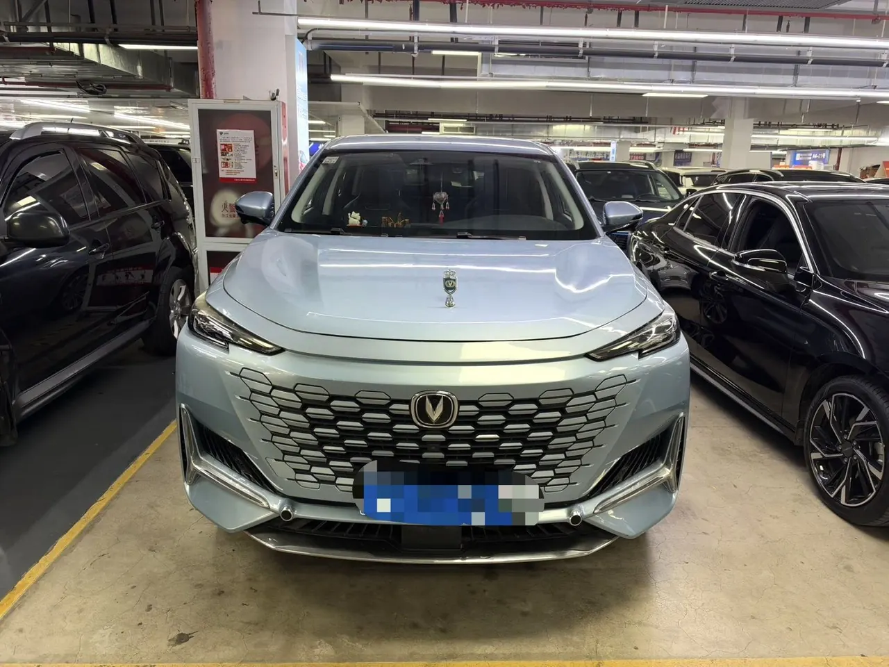 ChangAn 2021 UNI-K 2.0T 4-wheel drive distinguished automatic transmission 2