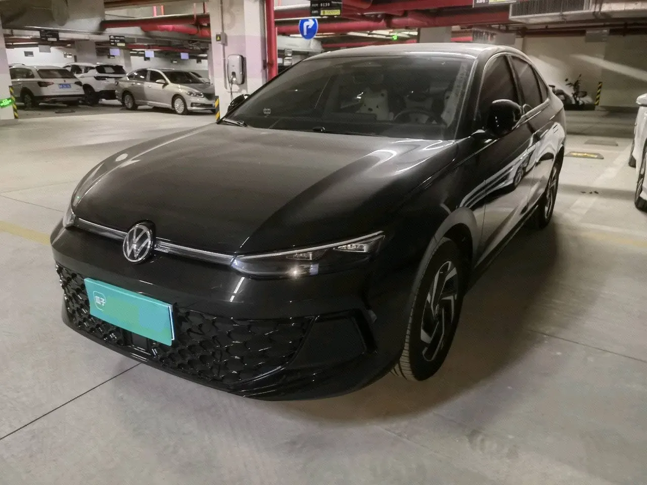 Open image lightbox: Volkswagen 2026 Lavida Pro 1.5 Starry Sky Six-Million Edition Automatic