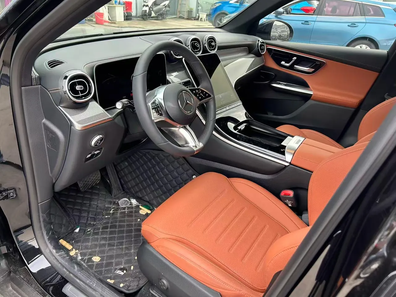 Mercedes Benz 2026 GLC 260 L 4MATIC 48V 2.0T Classic 5-seat Automatic Gear 5