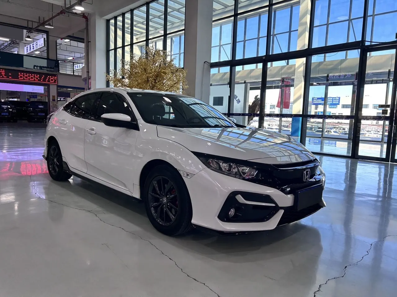 Honda 2021 Civic Hatchback 1.5T Stepless 220TURBO New Sharp Control Automatic Gear 3