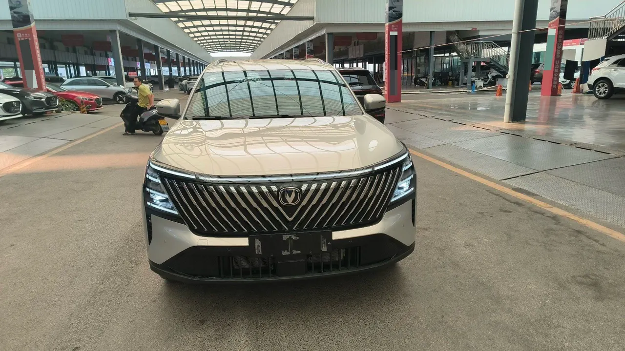 ChangAn 2026 CS75 PLUS 1.5T Blue Whale Super Qing Tianshu Pilot Automatic Gear 2