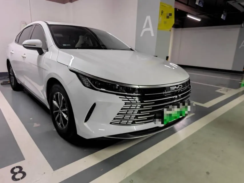 BYD 2023 destroyer 05 DM-i 1.5 stepless 55KM champion version noble automatic gear 3