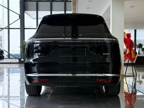 AITO 2026 AITO M7 extended range Ultra 4-wheel drive version 6 seats (192-line laser Radar) automatic gear 4
