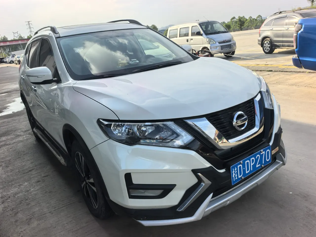 Nissan 2021 Qijun 2.5 Stepless XL ITS Four-wheel Drive Luxury Commemorative Edition Automatic Gear 2