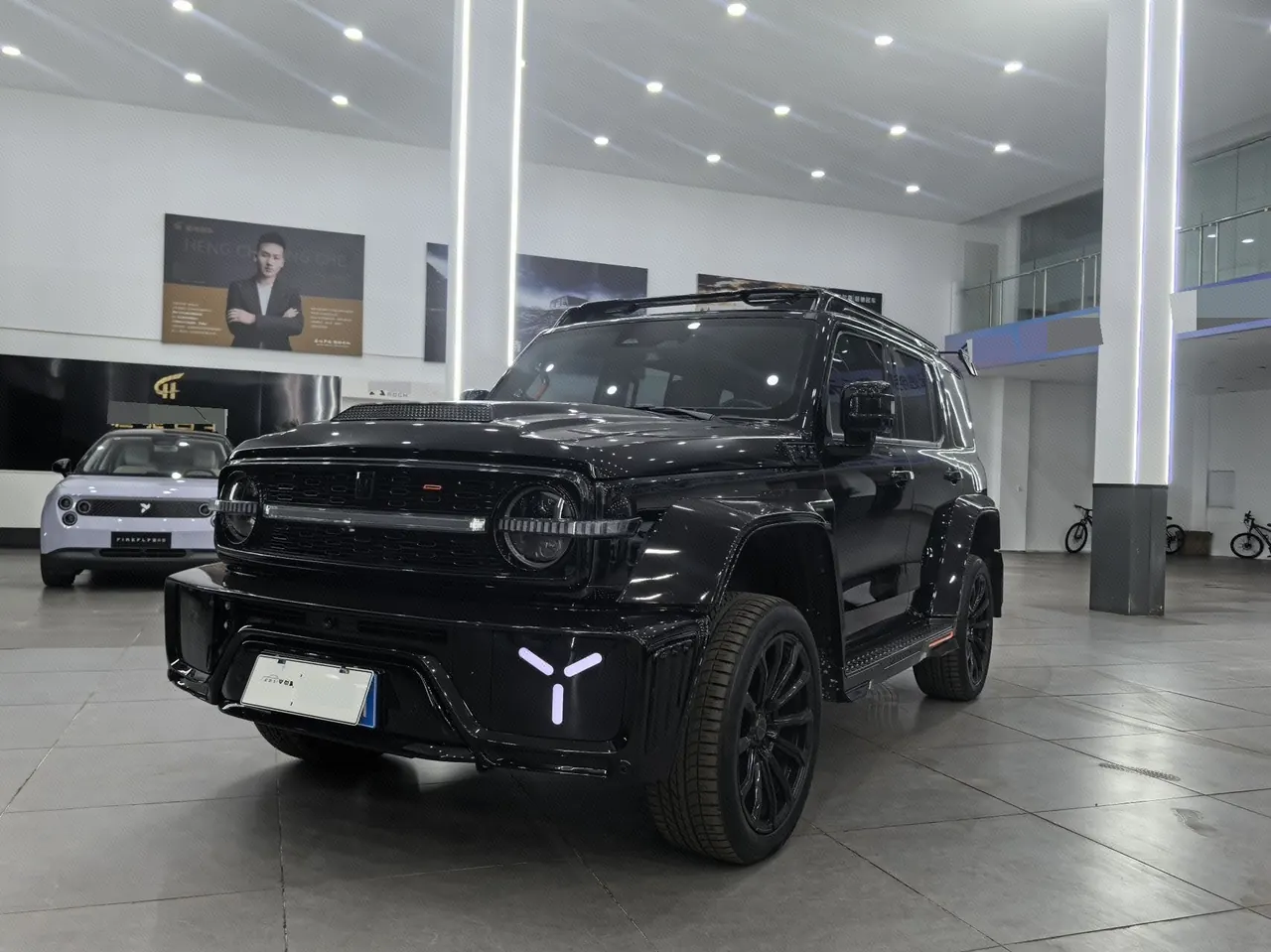 Открыть галерею: Tank 2023 Tank 300 2.0T Cyberknight Automatic
