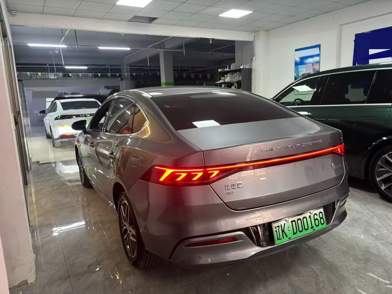 BYD 2021 Qin PLUS EV 400KM Luxury Automatic Gear 5
