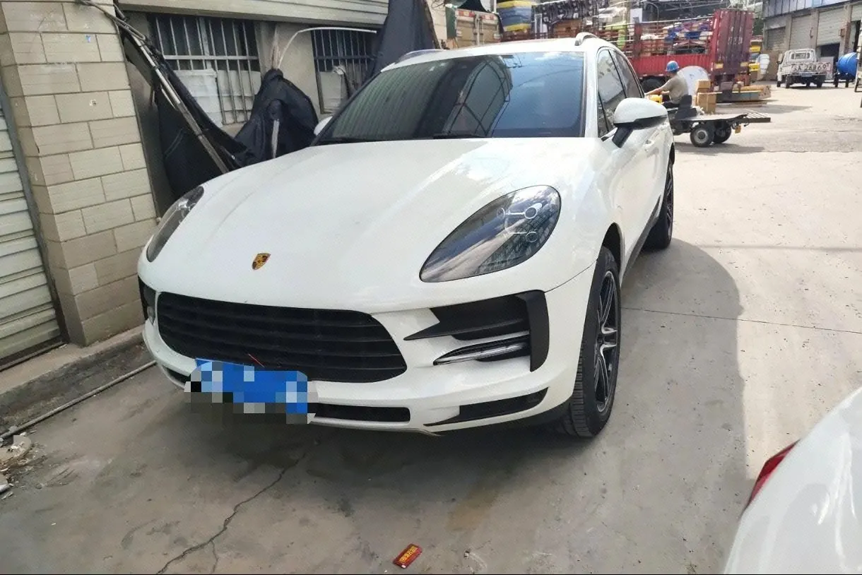 Porsche Macan (Imported) 2021 Macan 2.0T Automatic Gear - View 1