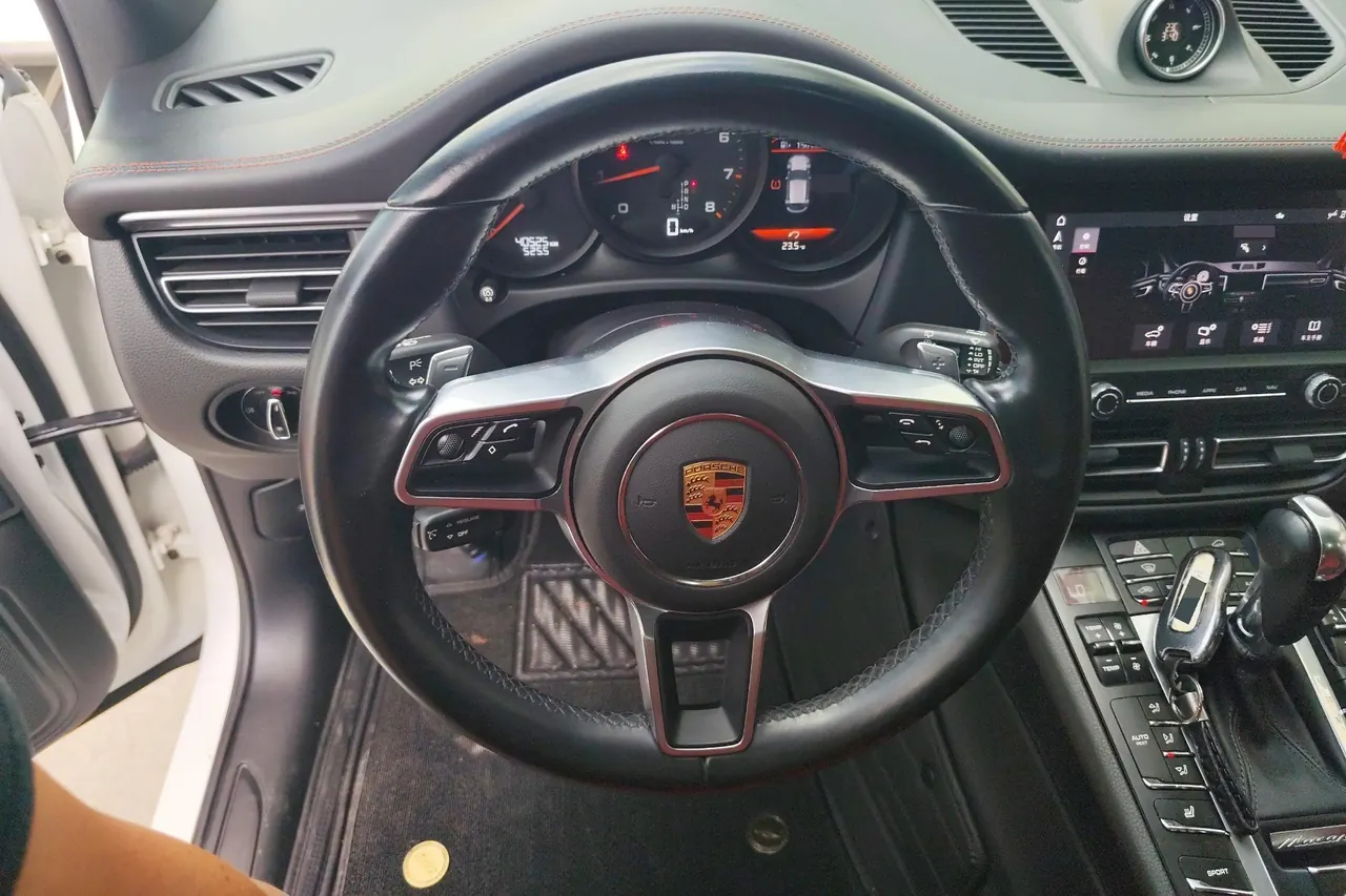 Porsche Macan (Imported) 2021 Macan 2.0T Automatic Gear 8
