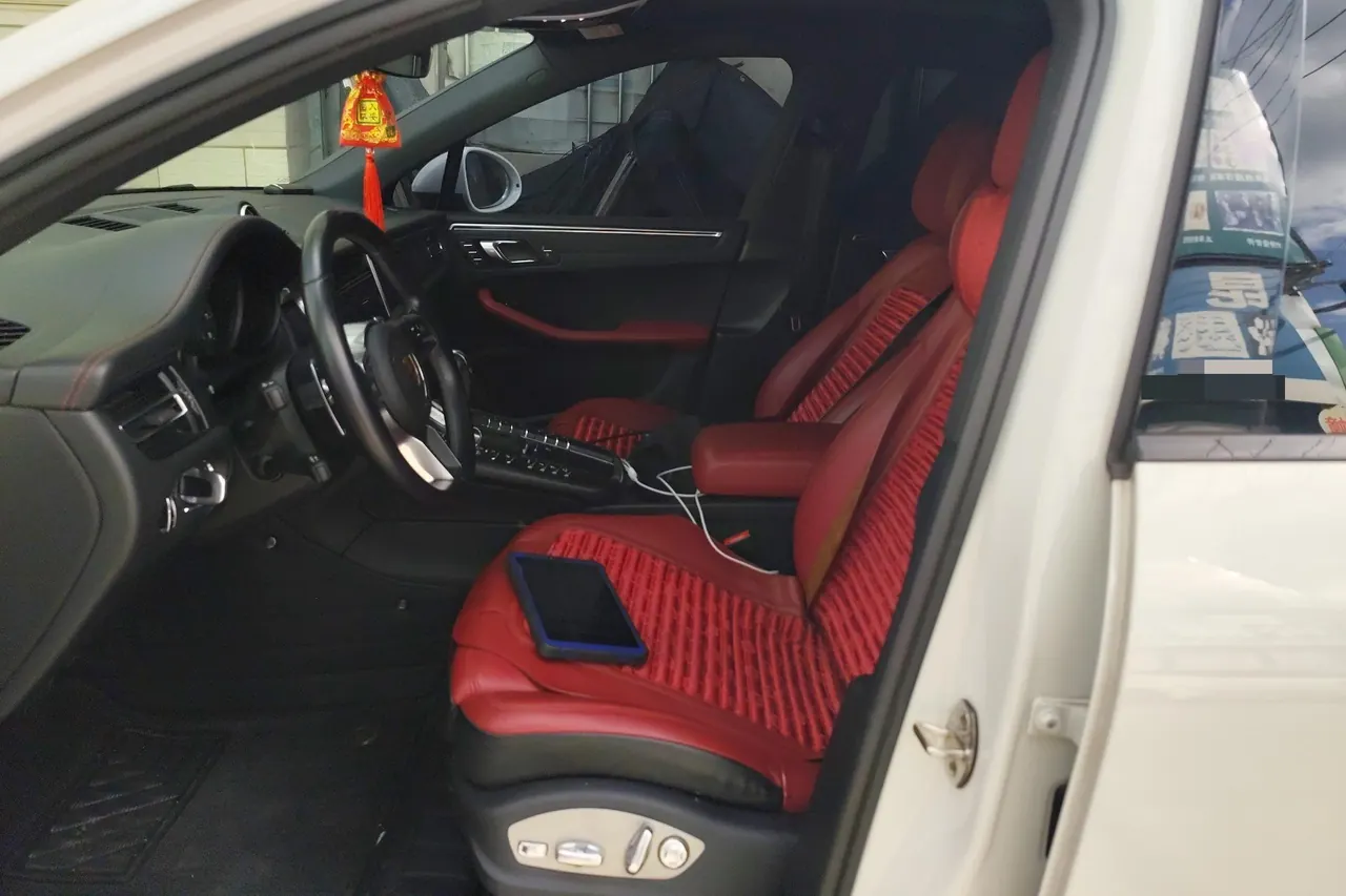 Porsche Macan (Imported) 2021 Macan 2.0T Automatic Gear 9