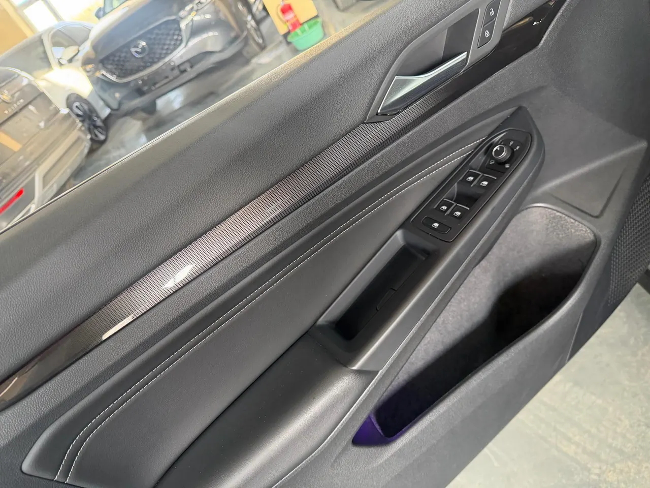 Volkswagen 2021 Golf 8 PRO 1.4TSI 280TSI Automatic 5