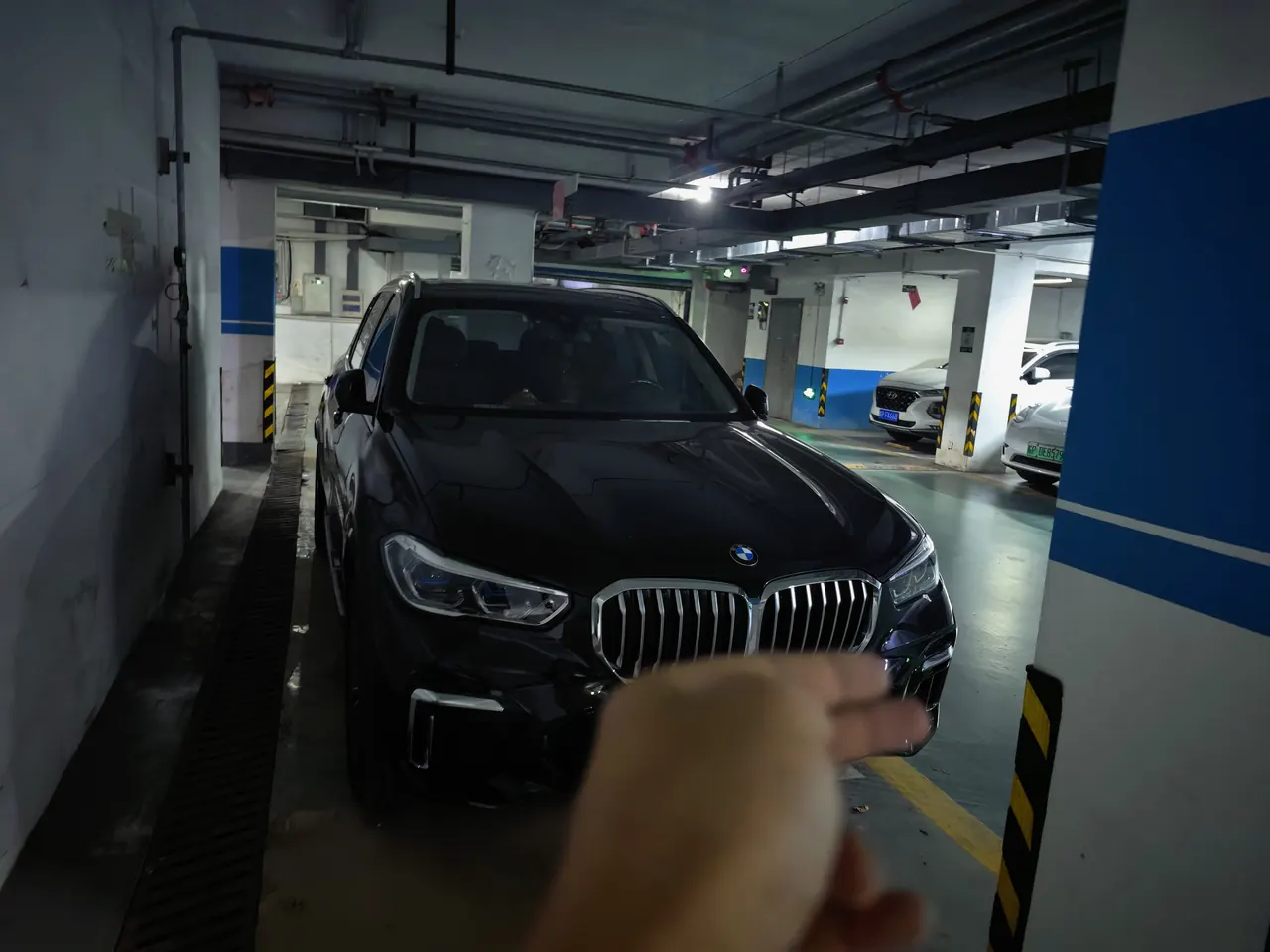 BMW 2023 X5 xDrive30Li 48V 2.0T exclusive M sports suit automatic gear 5