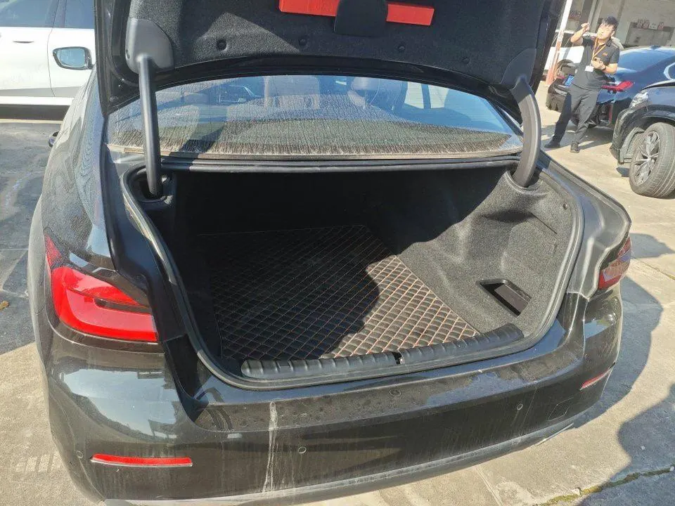 BMW 5 Series 2022 525Li 2.0T Luxury Suit (Change 2) Automatic Gear 8