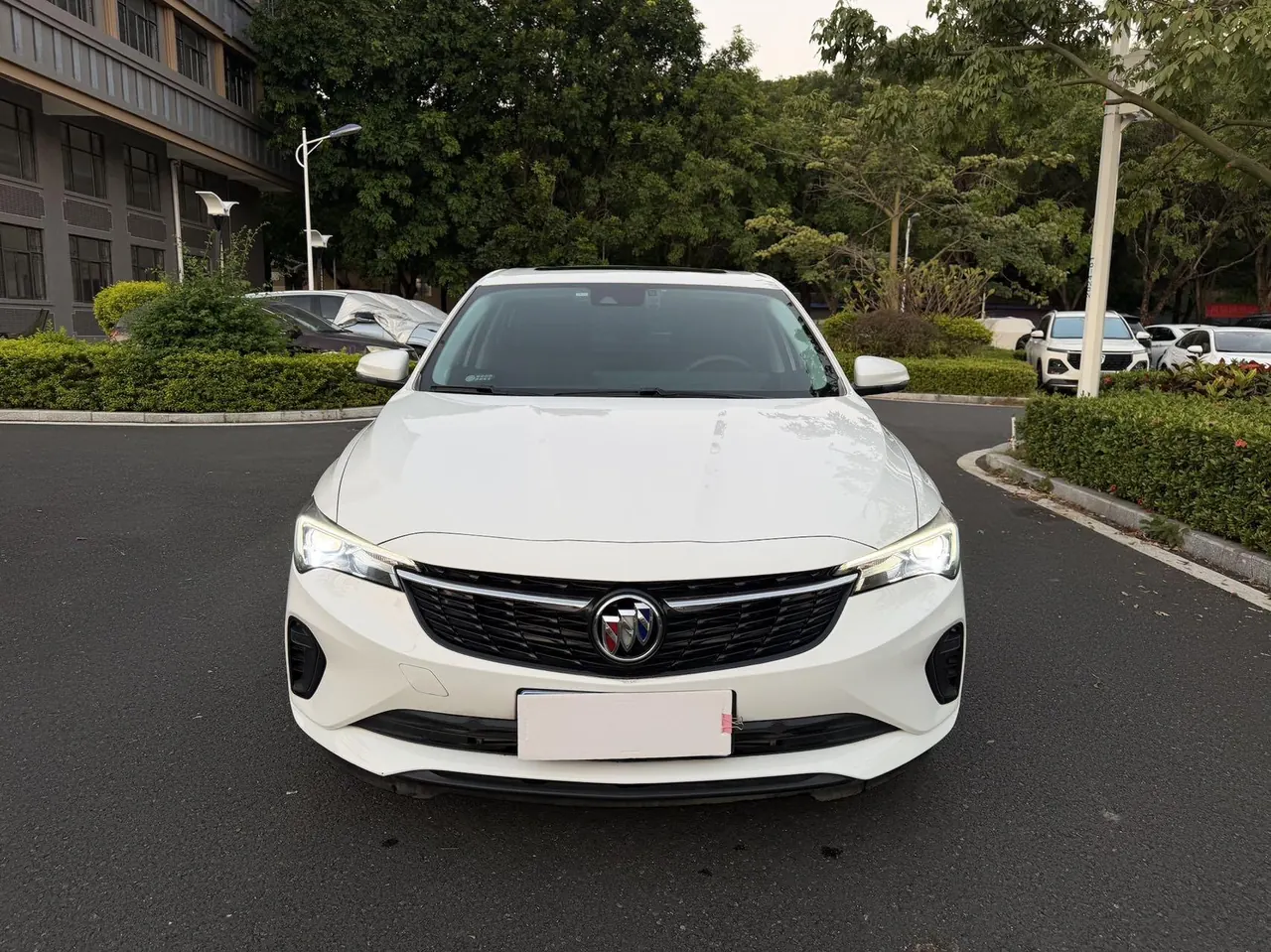 Buick 2023 Weilang Pro 1.5T Stepless Music Edition Automatic Gear 2