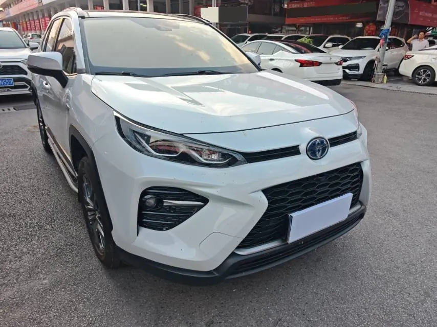 Toyota 2023 Weilanda Dual Engine 2.5 Stepless Four-wheel Drive Luxury PLUS Edition Automatic Gear 3
