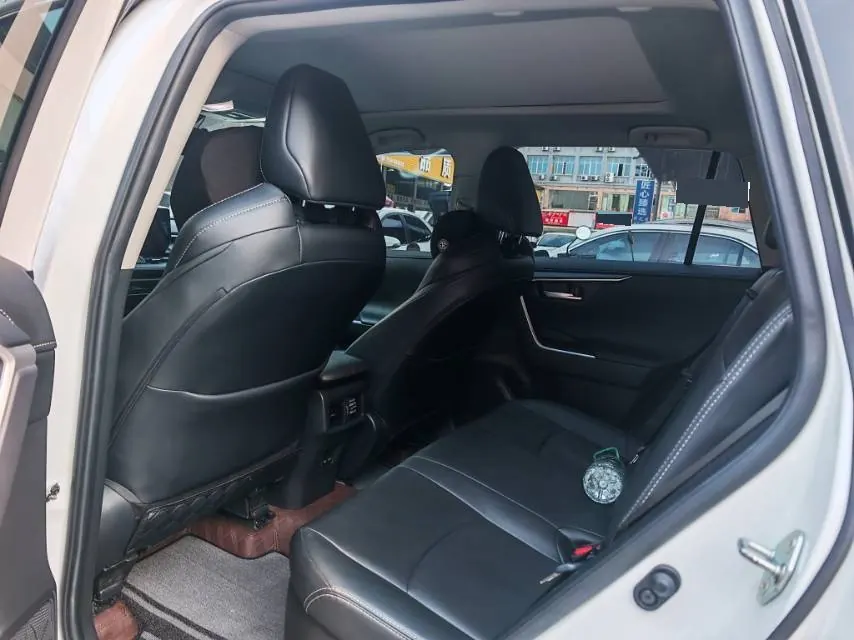 Toyota 2023 Weilanda Dual Engine 2.5 Stepless Four-wheel Drive Luxury PLUS Edition Automatic Gear 8