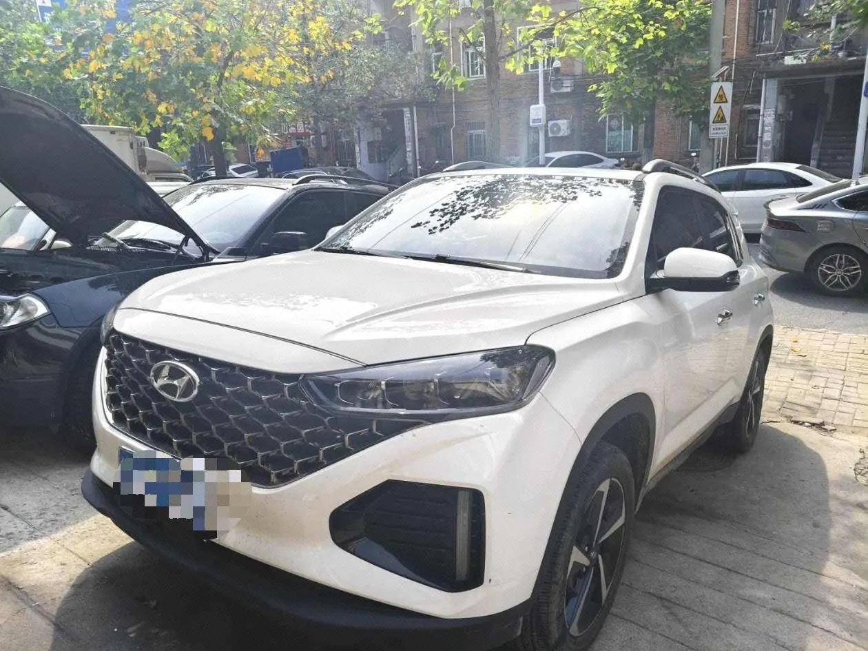 Hyundai 2021 ix35 2.0 GLS Two-Drive Leading Edition Automatic Gear - View 1