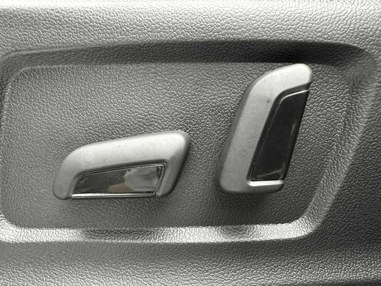 Haval 2023 H6 1.5T National Tide Edition Urban Edition Automatic Gear 16