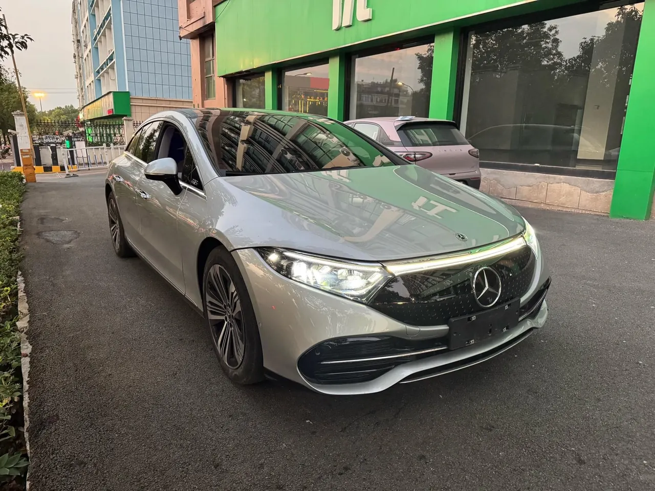 Mercedes Benz EQS (Imported) 2022 EQS 450 Pioneer Edition (Modified) Automatic Gear 13