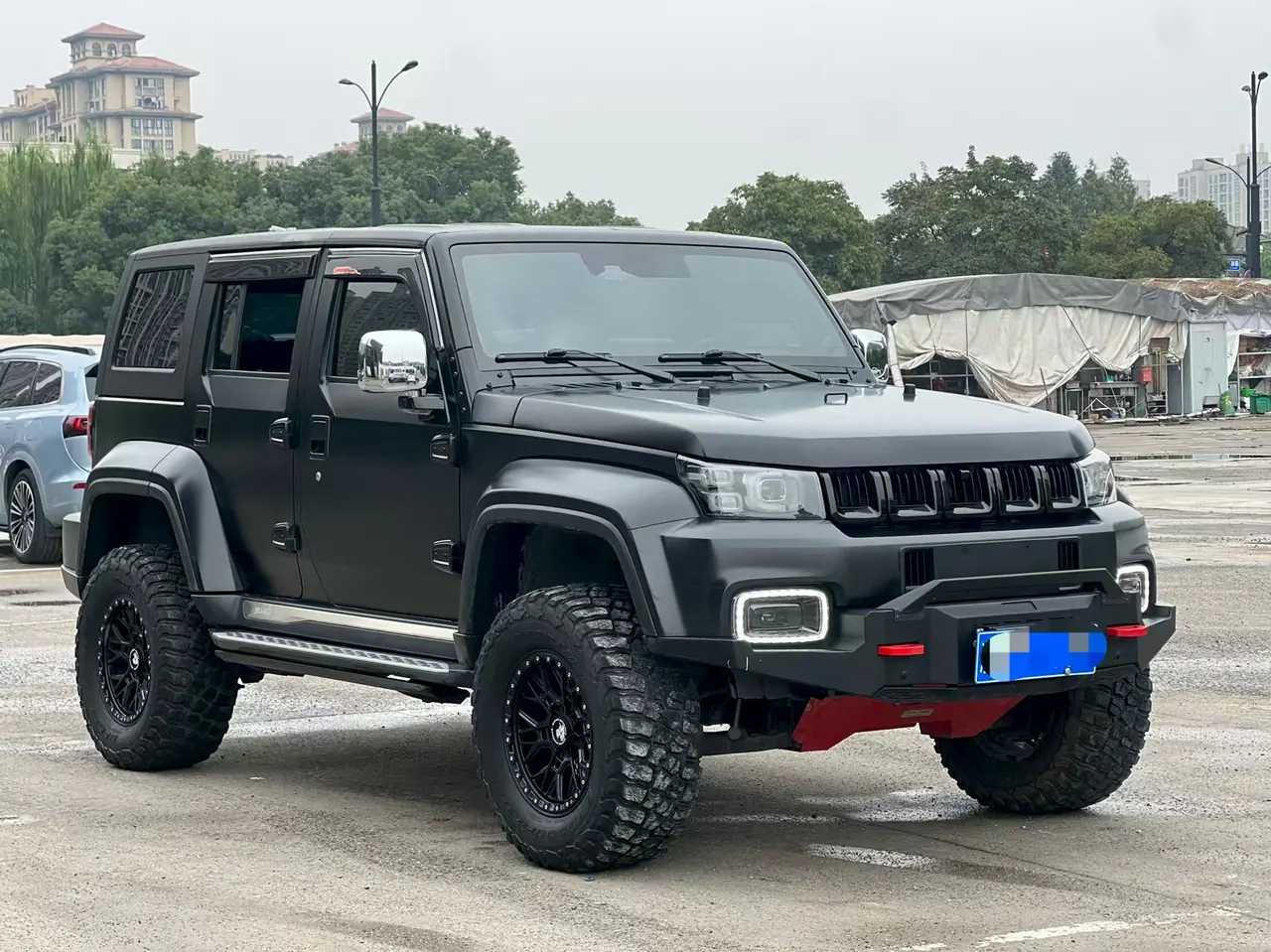 Beijing 2021 BJ40 2.0T four-wheel drive blade hero version chivalrous automatic gear 3