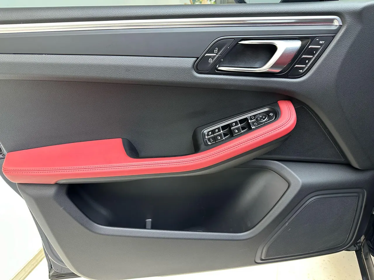Porsche Macan (Imported) 2021 Macan 2.0T Automatic Gear 10