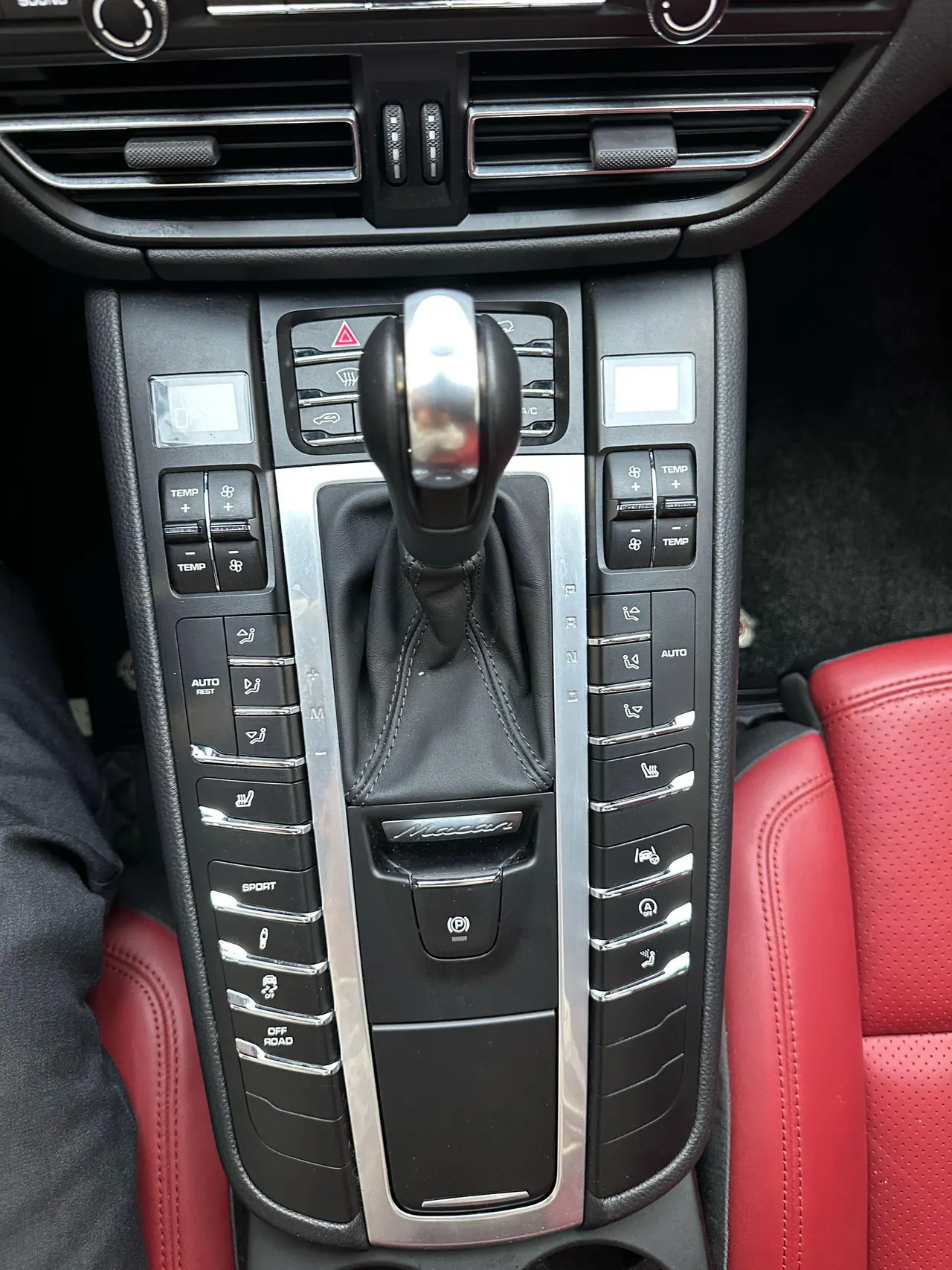 Porsche Macan (Imported) 2021 Macan 2.0T Automatic Gear 13