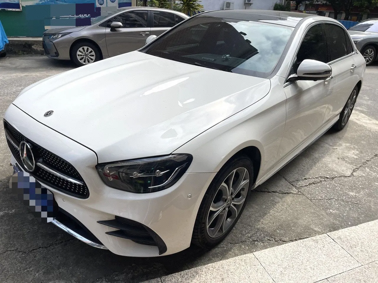 打开图片灯箱:Mercedes Benz E-Class 2021 E 300 L 2.0T Sports Fashion Automatic Gear