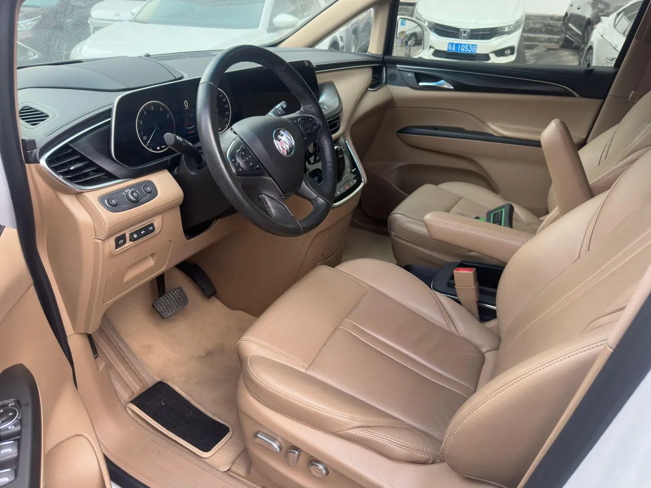 Buick 2021 GL8 ES Lu Zun 2.0T 653T Luxury Automatic Gear 2
