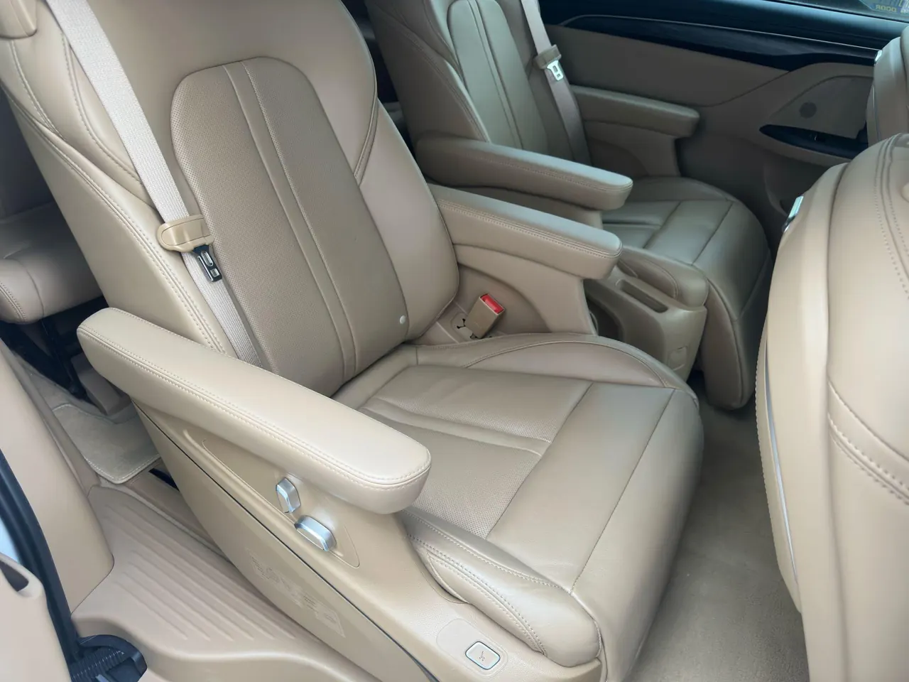 Buick 2021 GL8 ES Lu Zun 2.0T 653T Luxury Automatic Gear 4