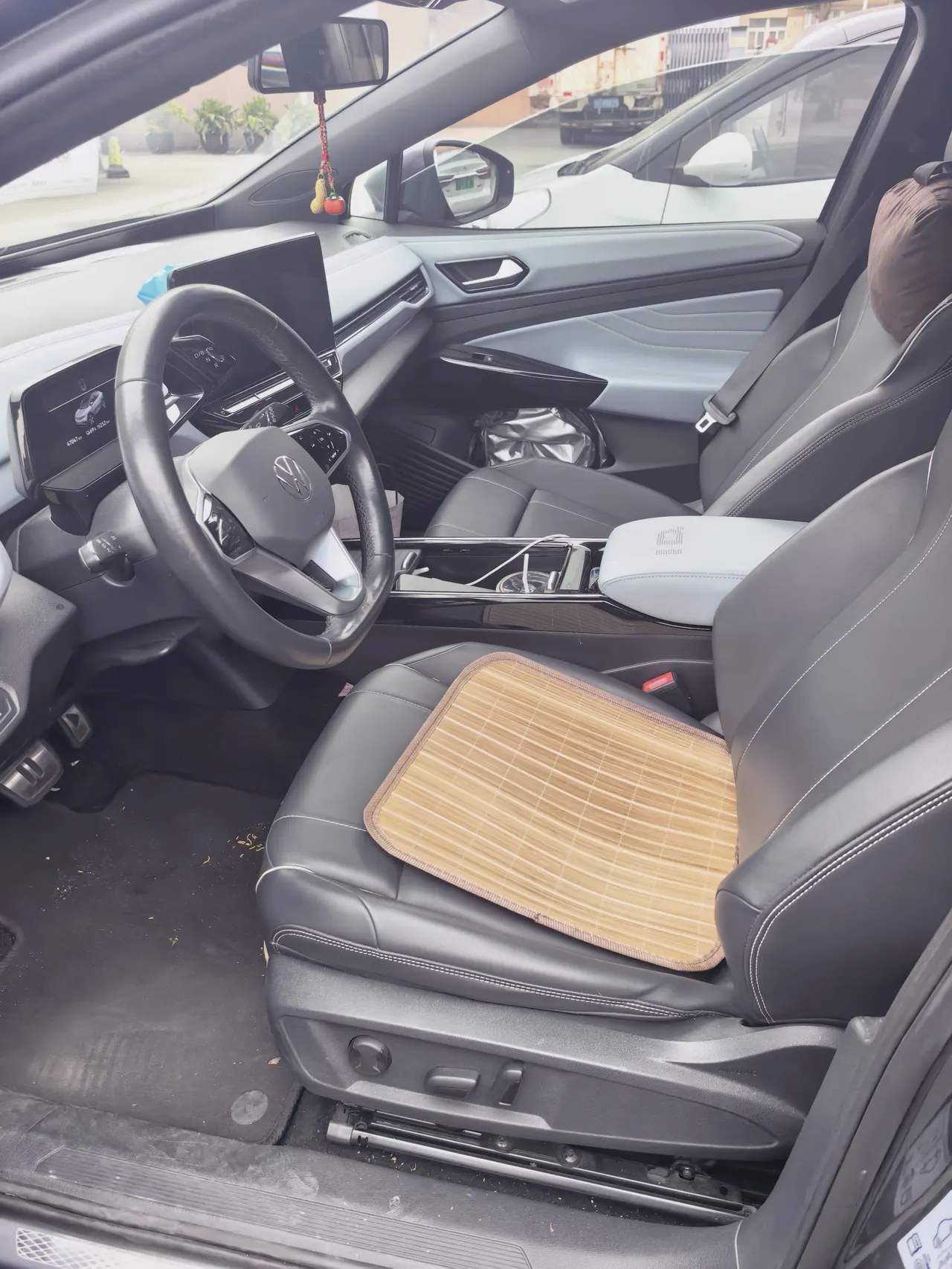 Volkswagen 2023 ID. 4 X Pure Smart Edition Automatic Gear 6