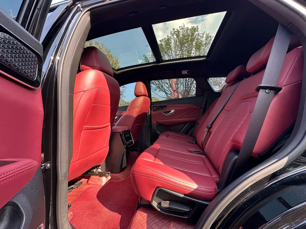Jetour 2026 X70 PLUS 1.5T Comfortable 5-seat Automatic Gear 4
