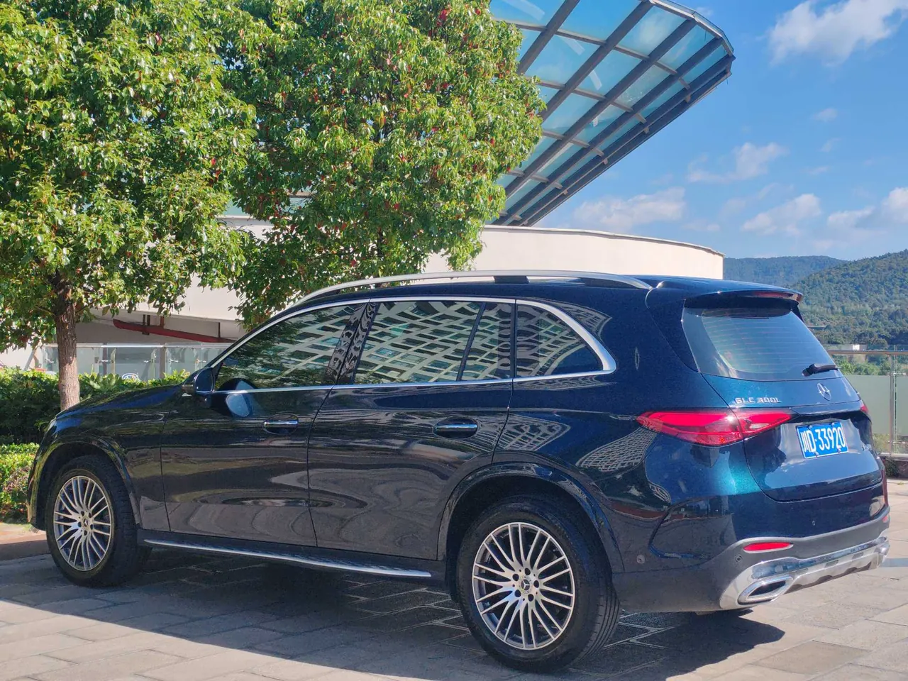 Mercedes Benz 2023 GLC 300 L 4MATIC 48V 2.0T dynamic 5-seat automatic gear 8