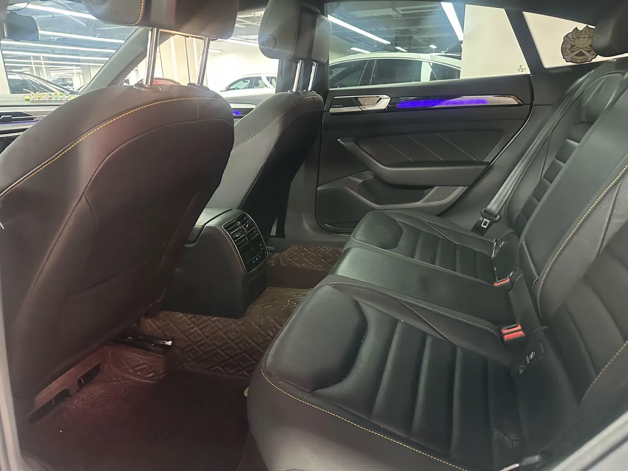 Volkswagen 2023 CC 2.0TSI 380TSI eye-catching automatic gear 7