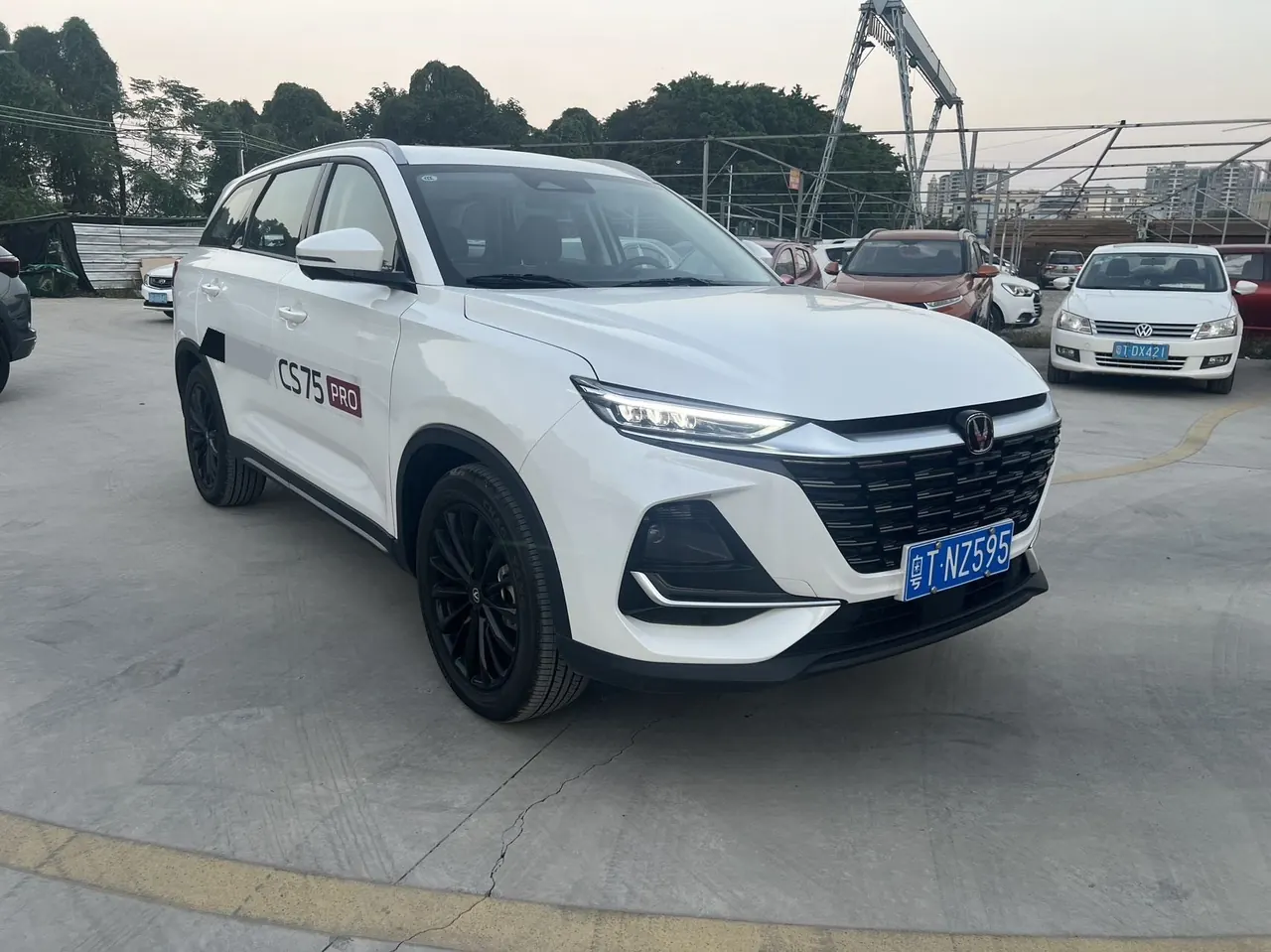 ChangAn 2026 CS75 PRO 1.5T exclusive 7-seat automatic gear 3