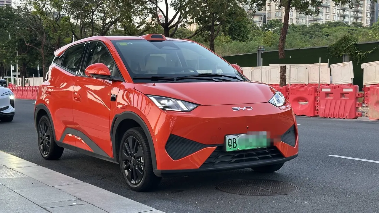 BYD 2026 seagulls 305km free version automatic gear 3