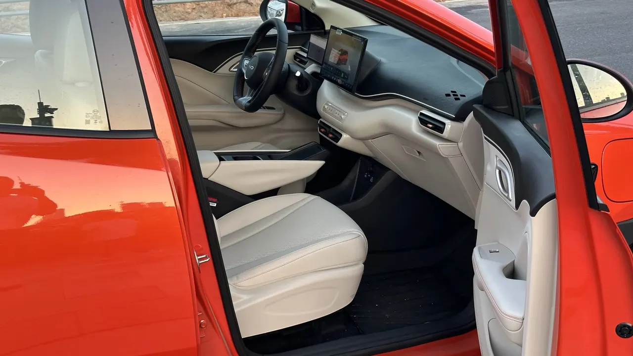 BYD 2026 seagulls 305km free version automatic gear 9