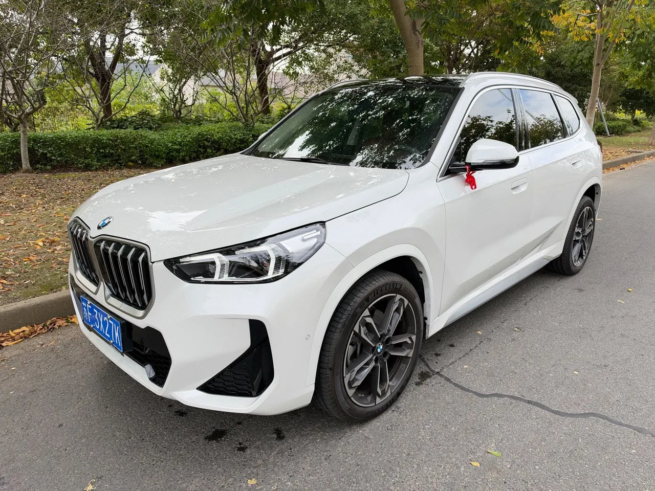 Открыть галерею: BMW 2026 X1 sDrive25Li 2.0T M sports suit automatic gear